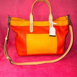COLE HAAN CROSBY ORANGE COLORBLOCK TOTE/SM SHOPPER WITH MED ZIP POUCH/WRISLET